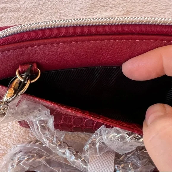 CLEARANCE MINI WALLET Kenneth Cole Reaction Red Small Crossbody CROC BAG NWT 4x6 - Picture 5 of 10